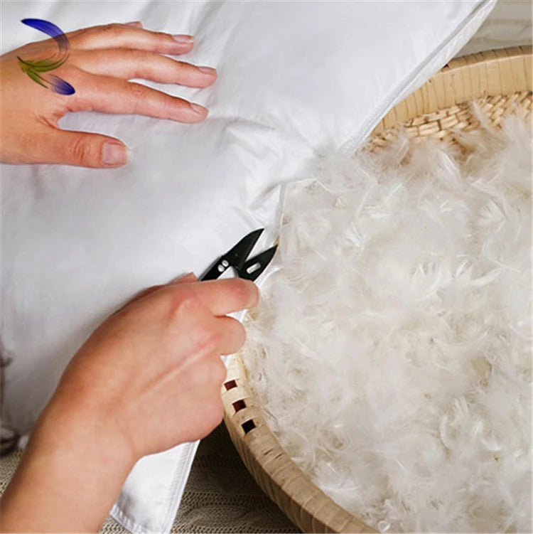 100% Cotton Goose Down Feather Christmas Couch Bed With Cushions for Sale