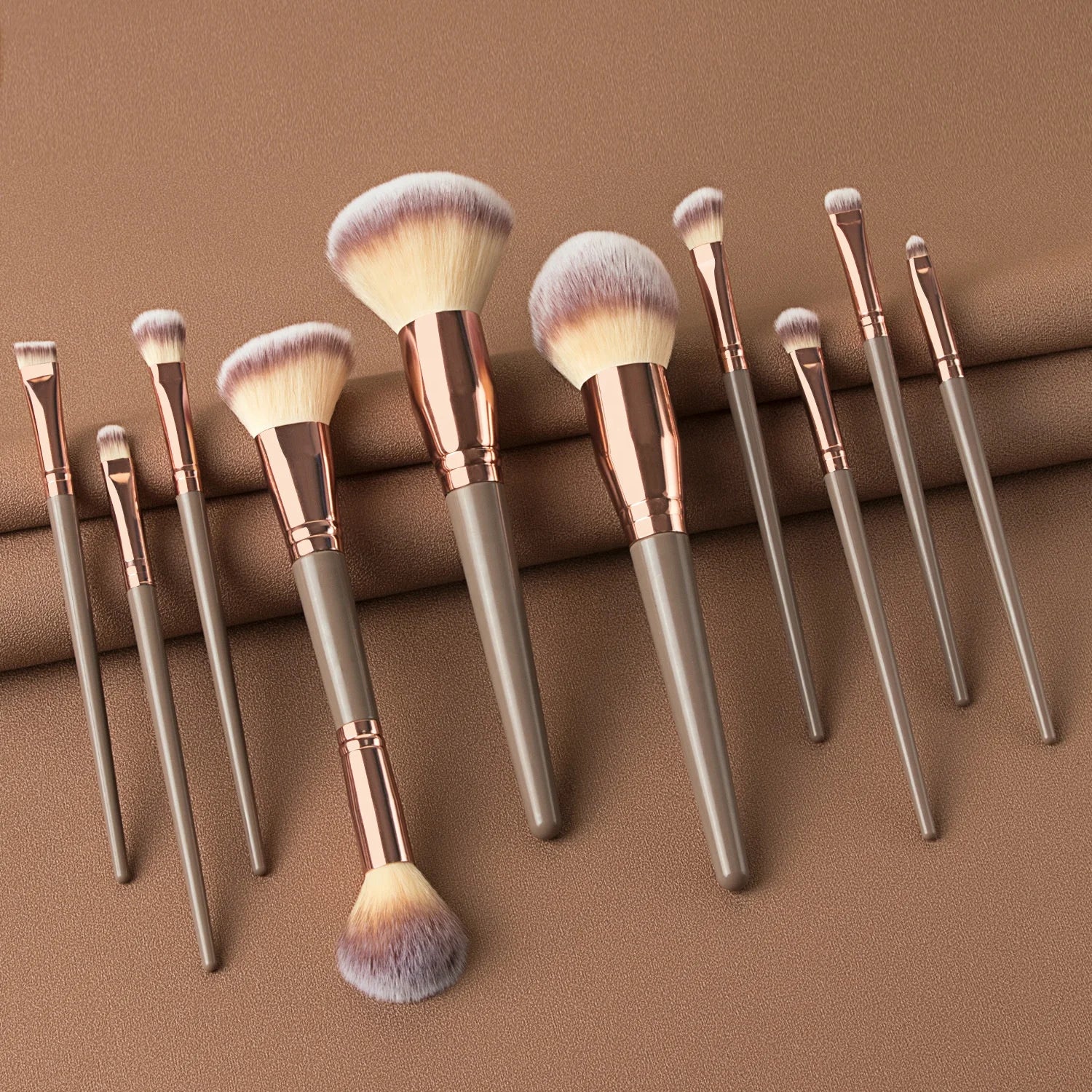 10pcs Professional Makeup Brush Set Soft Hair Beauty Cosmetic Foundation Power Make up Brushes